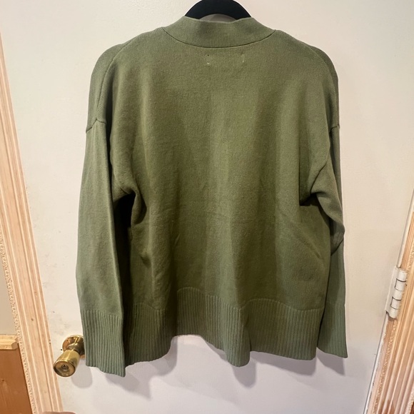 Loft Cardigan NWT - Picture 5 of 6